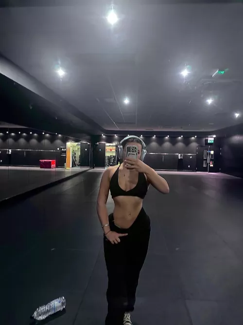 abs are cominggggg by nicolealewis12