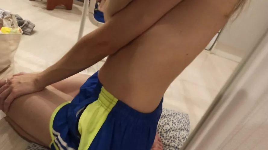 Am I too small for you? by Healing_Plantain