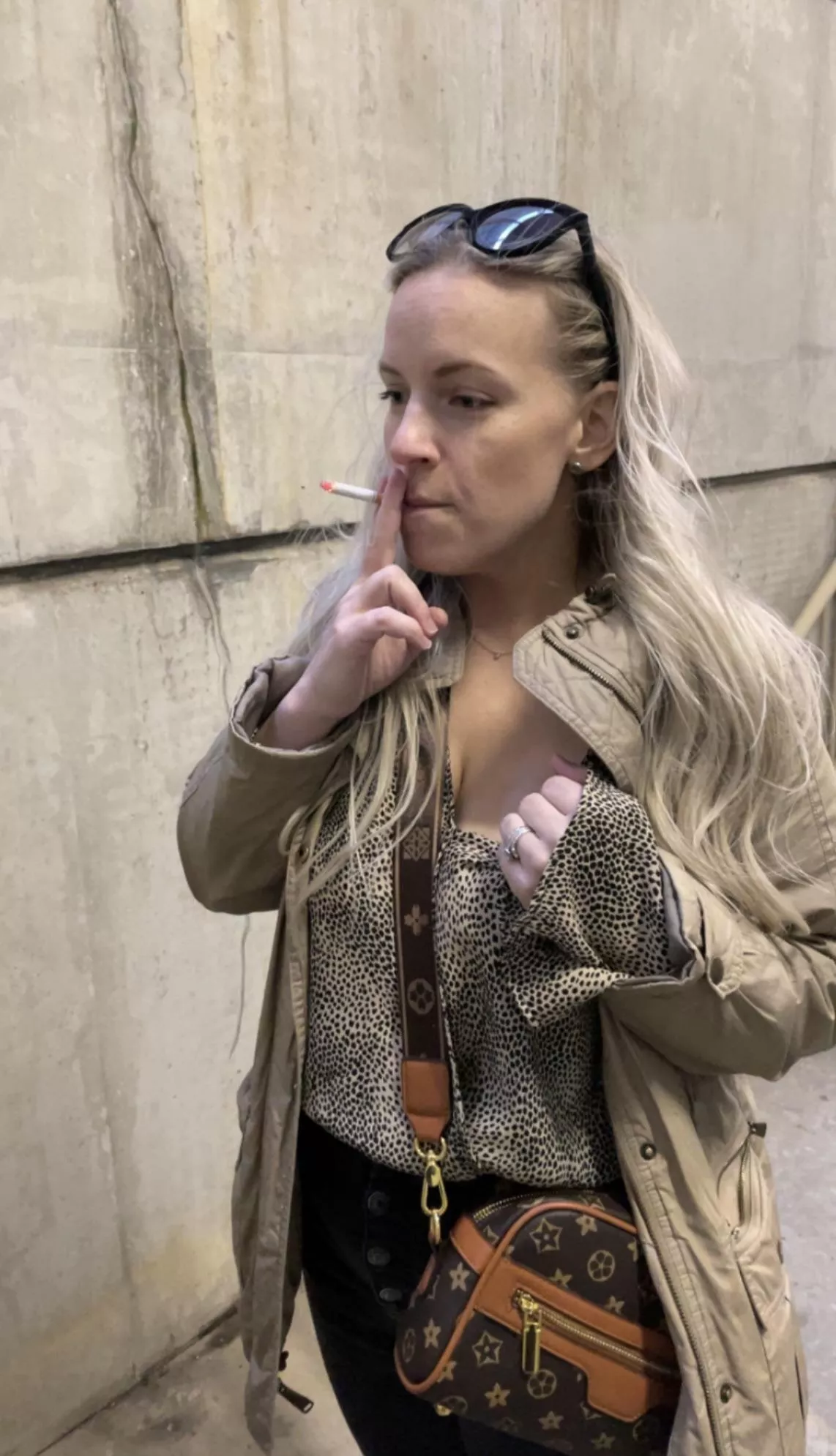 Anyone care to join? 🚬 🤤 posted by MrsLustIsland2930