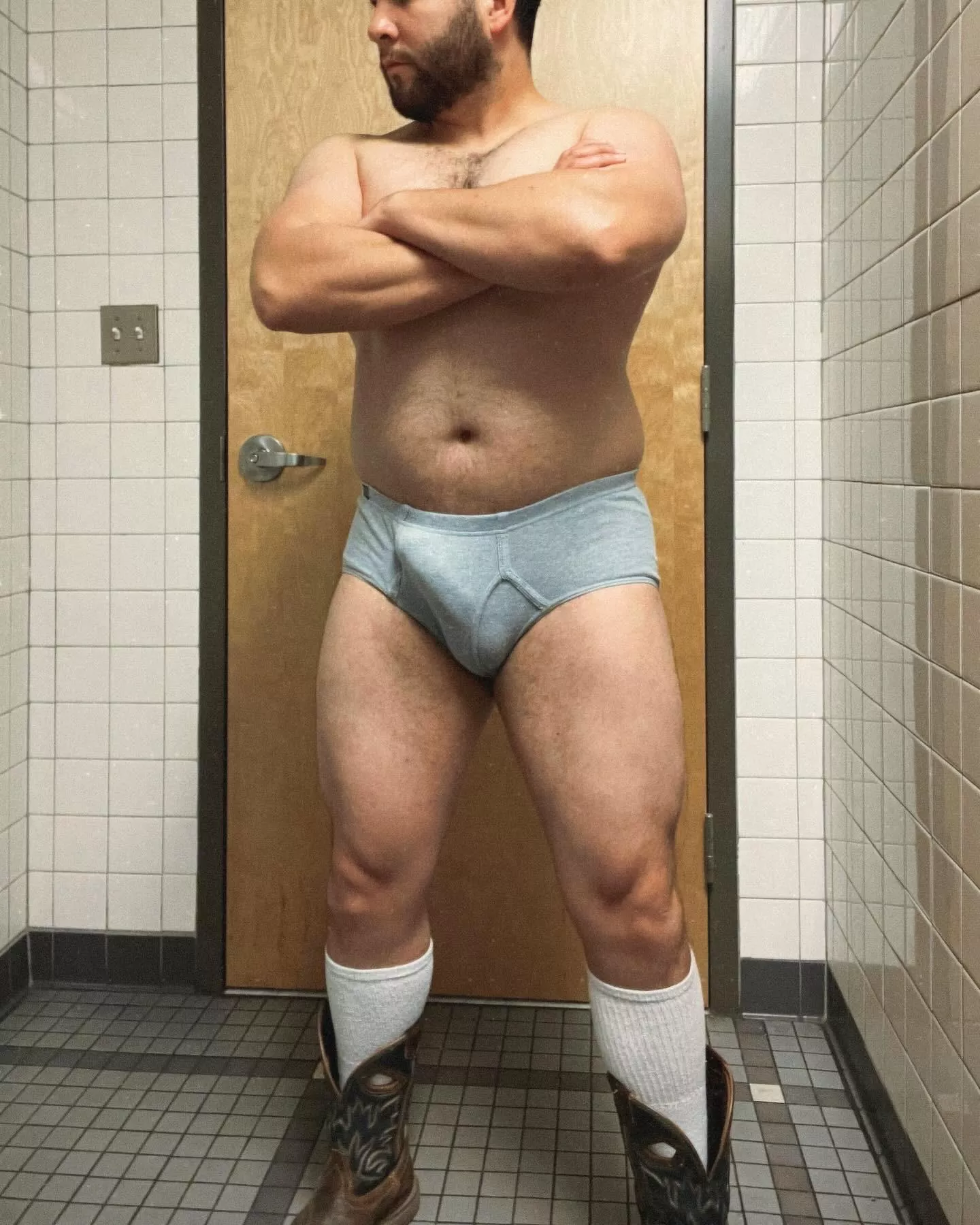 Beard and bulge  posted by Thickrick88