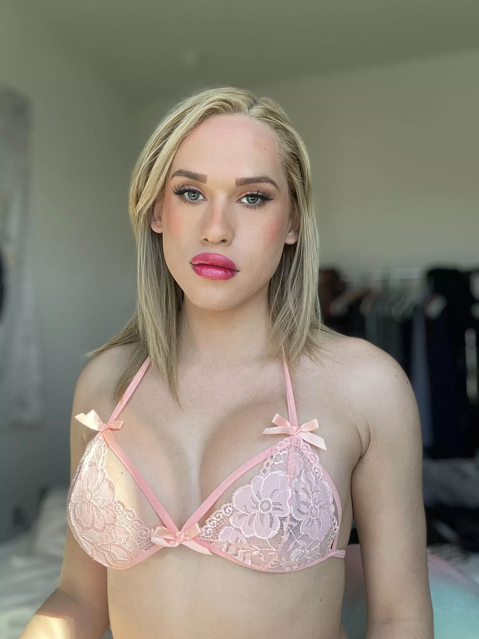 can i attract any straight men ? posted by pandragonicorn