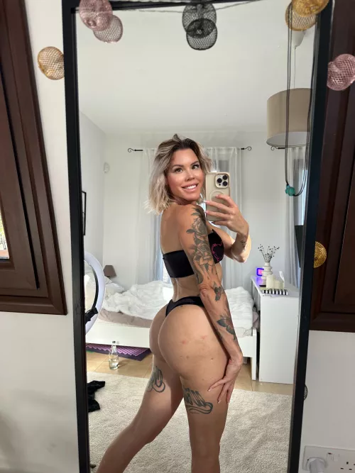 Do you think you could handle this ass by saaaaaamoon