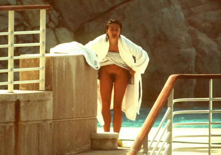 Elizabeth Hurley by Liam_Swf