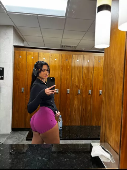 (F) sweating through my shorts after a hard day should I just take them off by trixieboo21