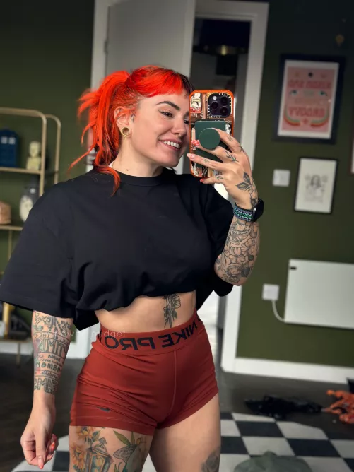 Feeling good 🥰 by power_midget