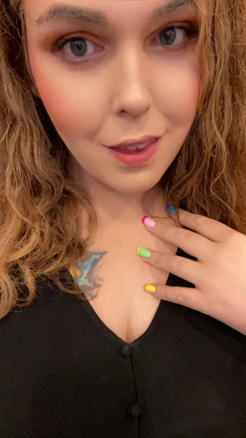 Feeling totally fab by Glaceon412