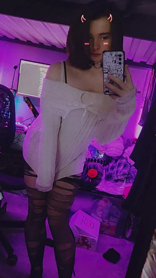 Gaming fit check  by EXTREMEidiot03