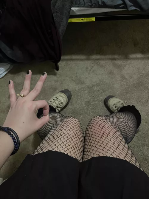 Good? 🤡 by lujo32