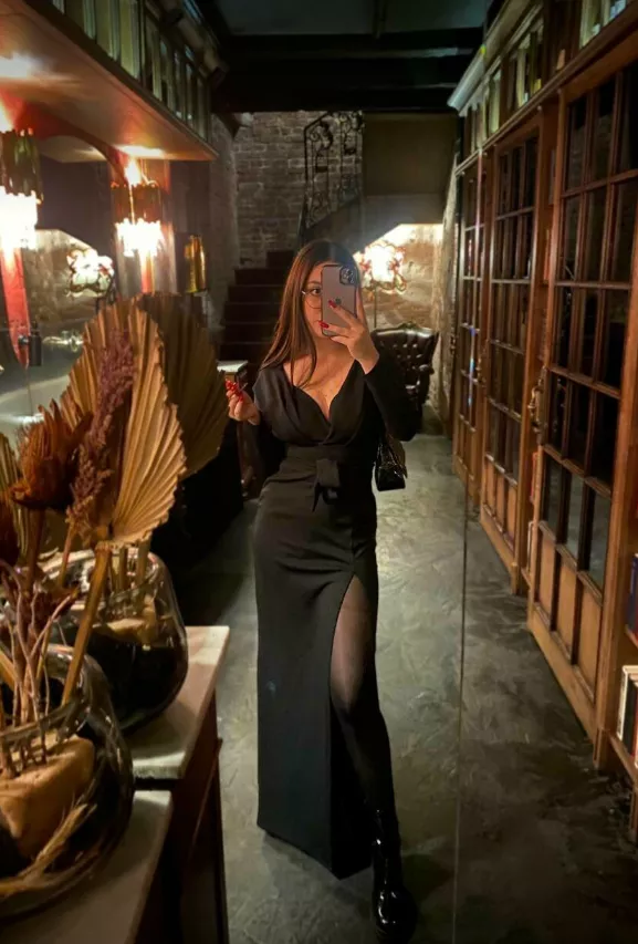 gorgeous Margot posted by margo_margot