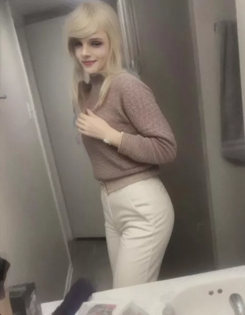 Hey am I cute enough for you daddy ?!?!?🥰 by Greedy_Extent7940