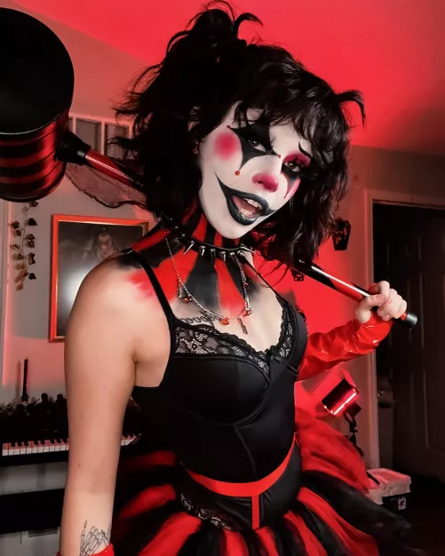 Hope you like some killer clown girls 😈 by Unable-Bank-1660