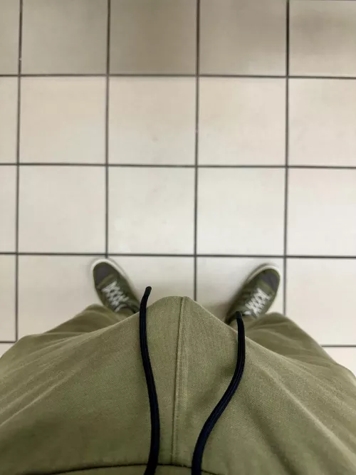 How’s the view from up here? by yeahplaywithmynuts