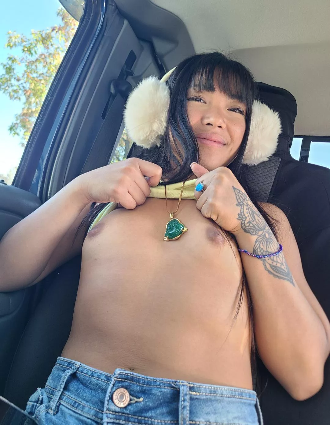 i can be your pinay slave rn  posted by asiandolldesires