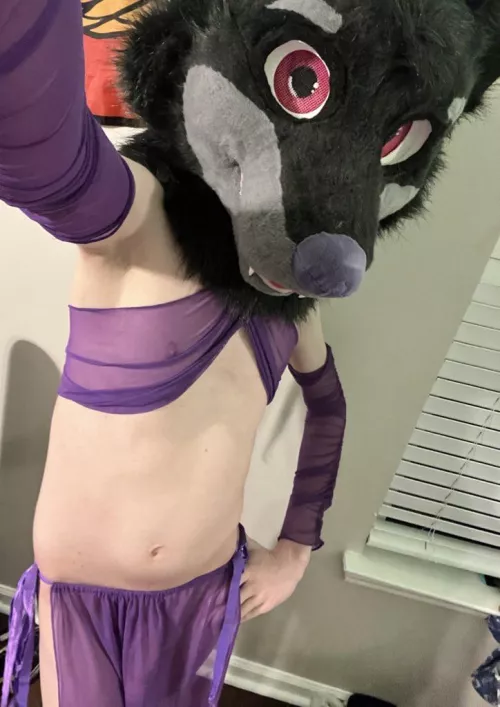 I offer you my body, my prince~ by Fem_Riley