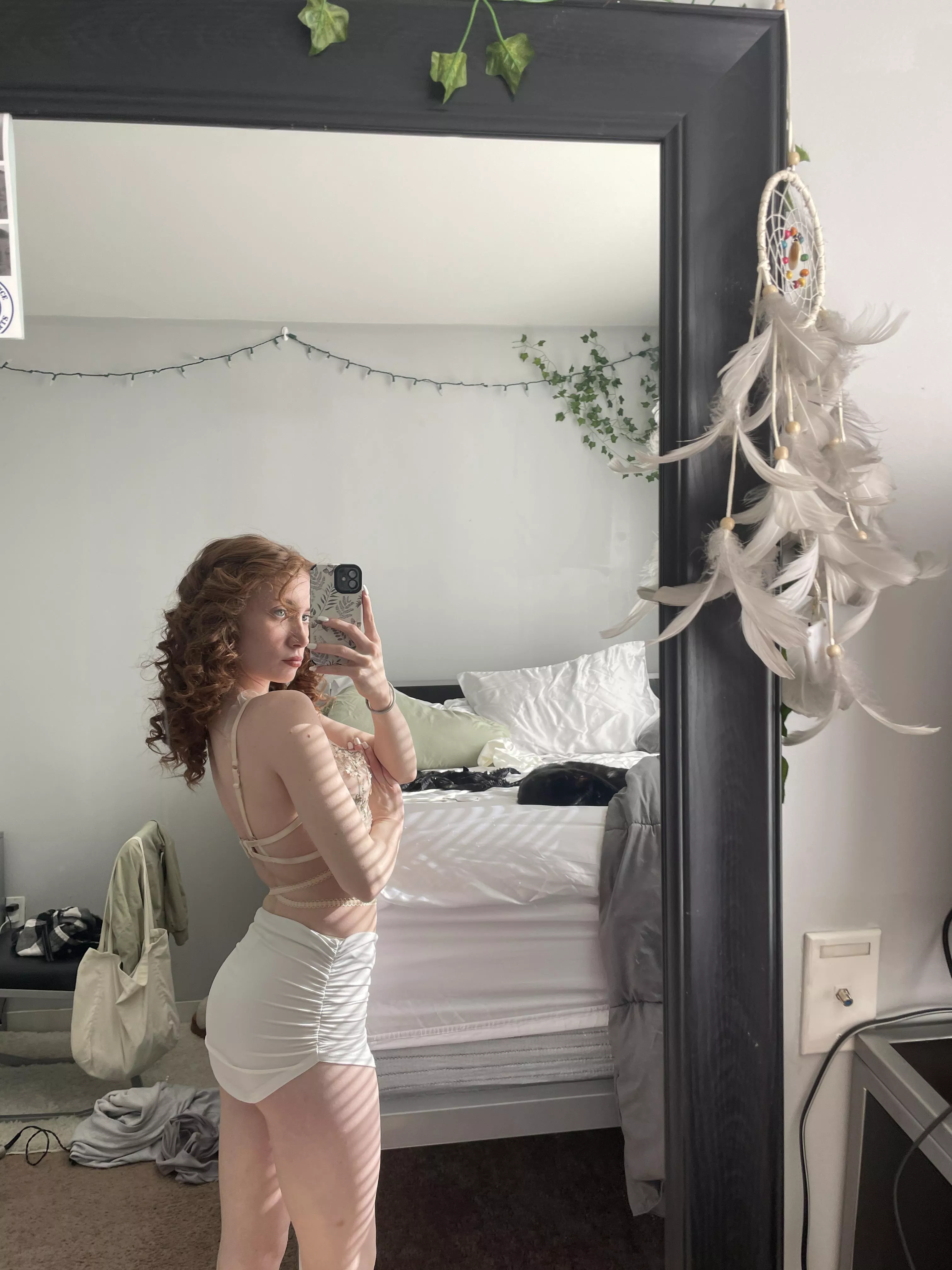 I will fulfil your wildest fantasy posted by hillyuckn18