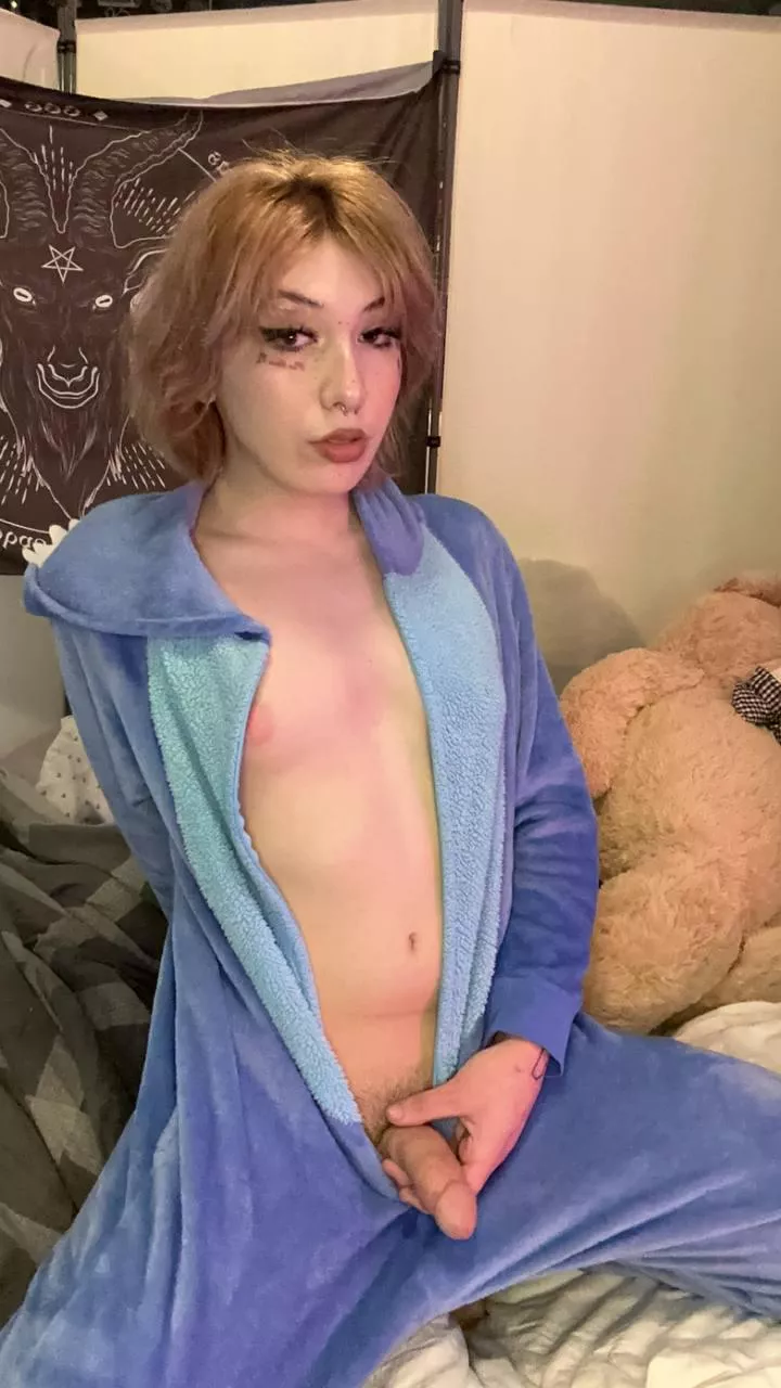 if i asked you for a handjob would you stroke it for me? posted by Anna_Vance