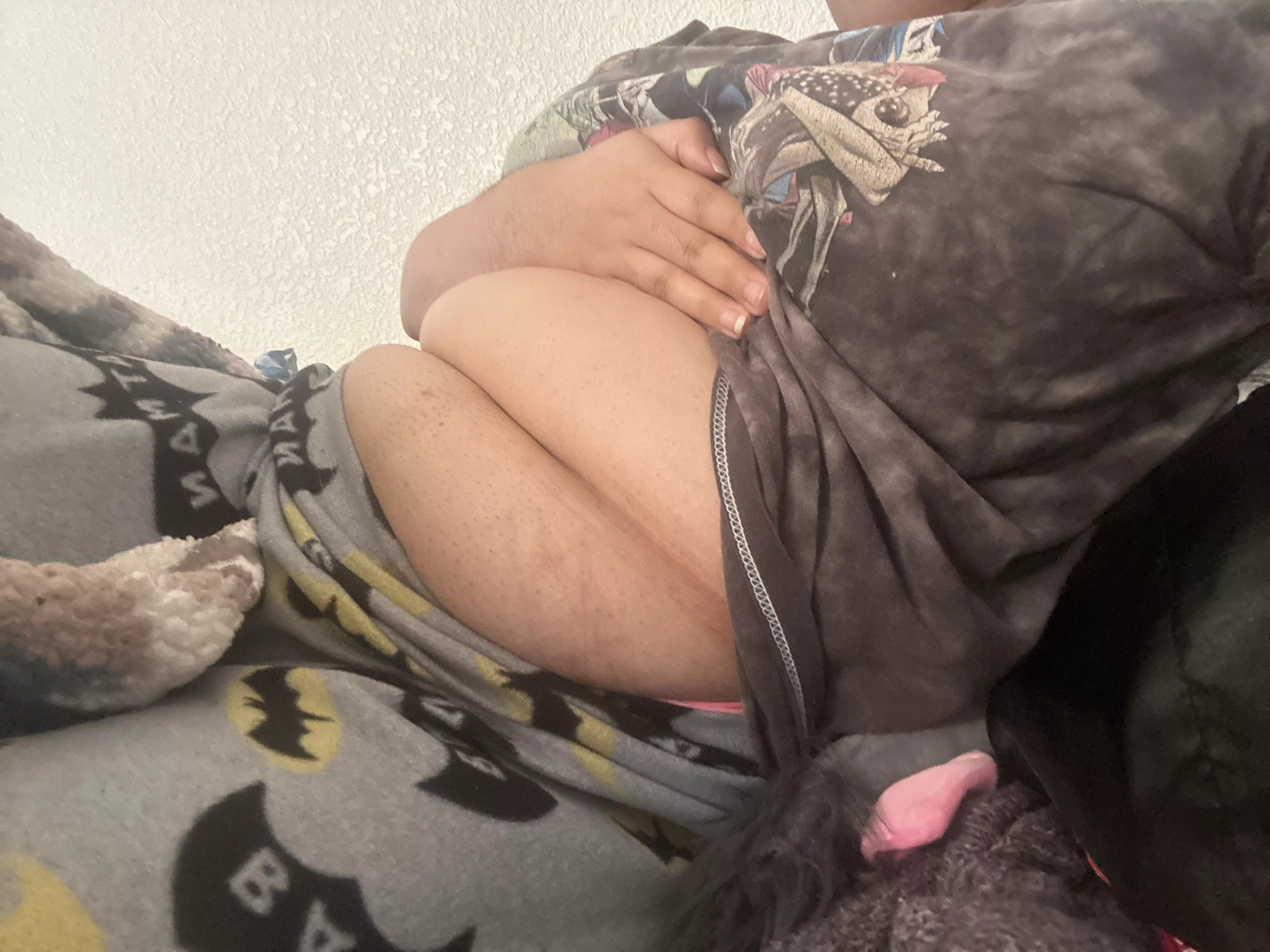 Is it time to get up? posted by Lana_and_col