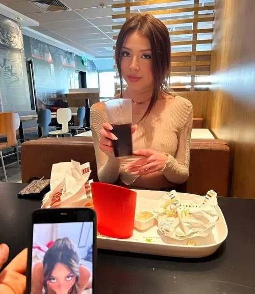 Is there sub that post this type of photos??? by Savings_Ad4259