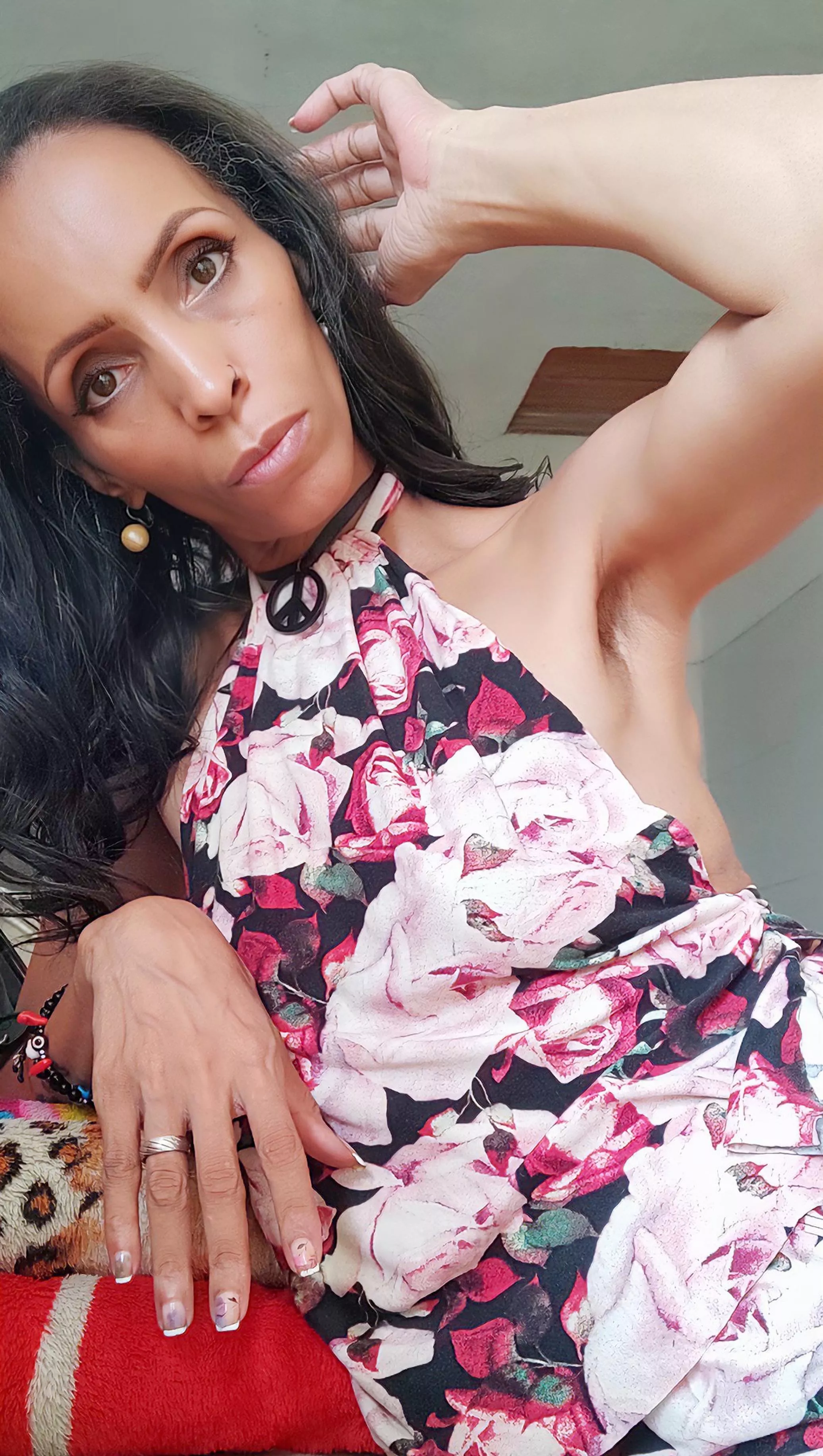 Natural vibes only—letting my armpits do their thing, no shaving needed. posted by Nicky_Bennett