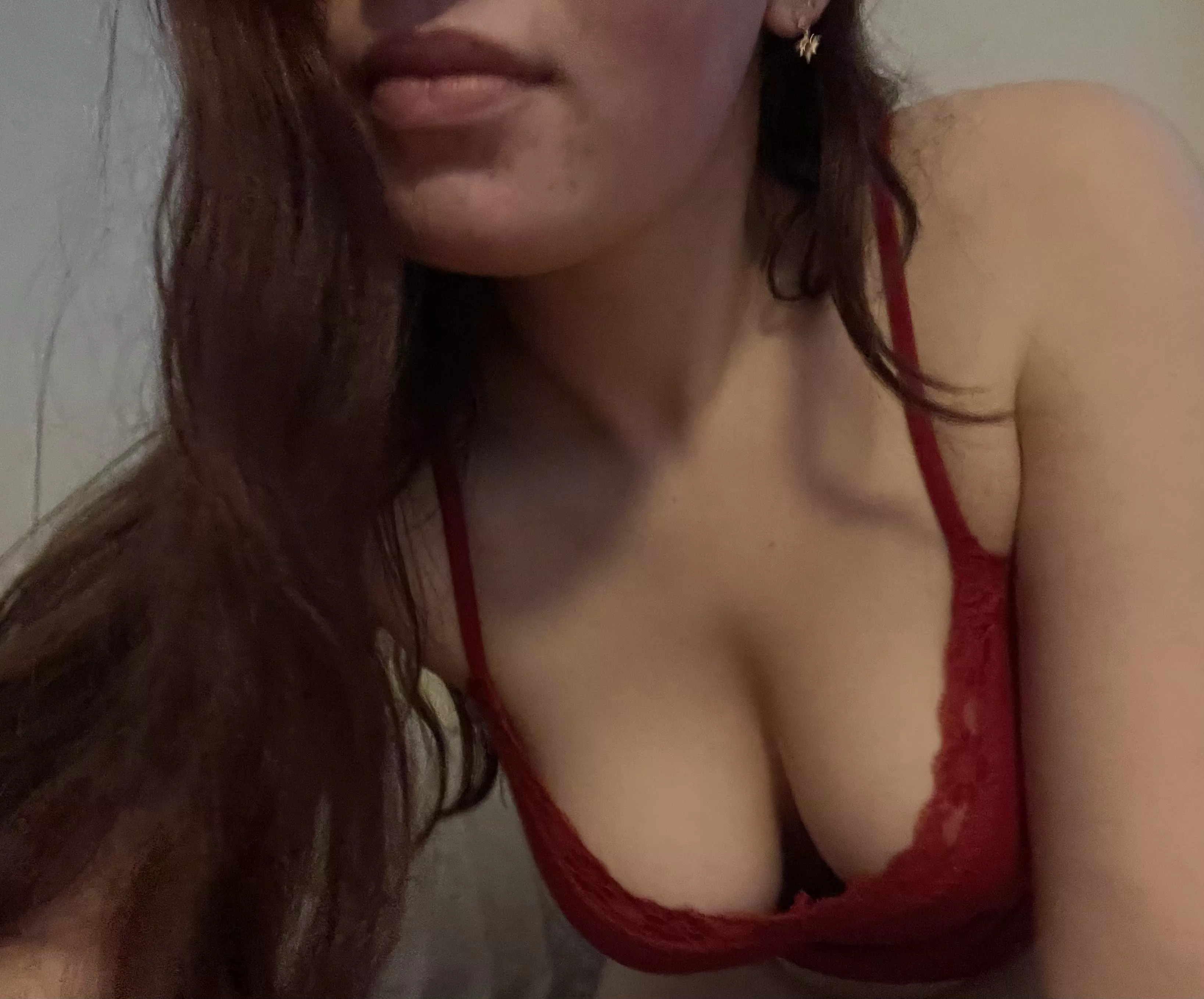 Need me to lean over more? posted by arabellaamae