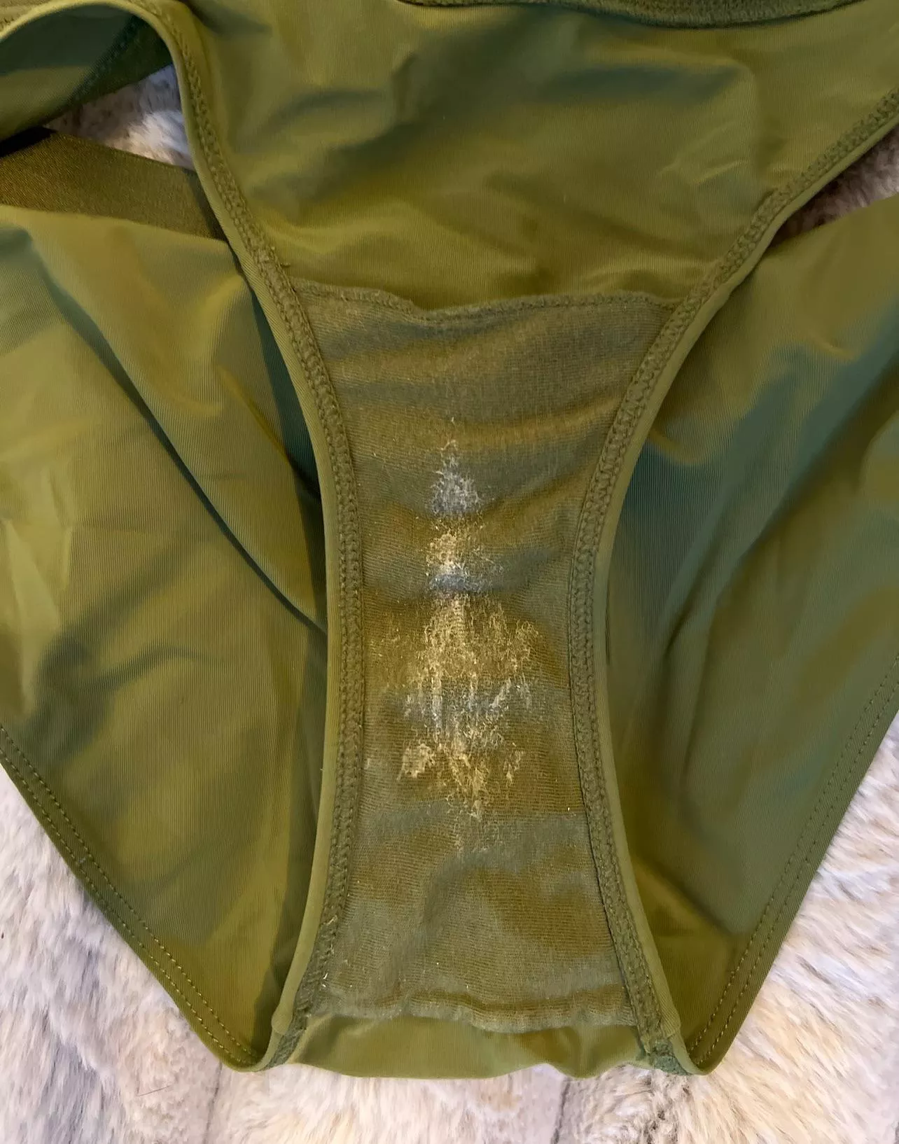 Sister’s hamper find. posted by rooftopstars