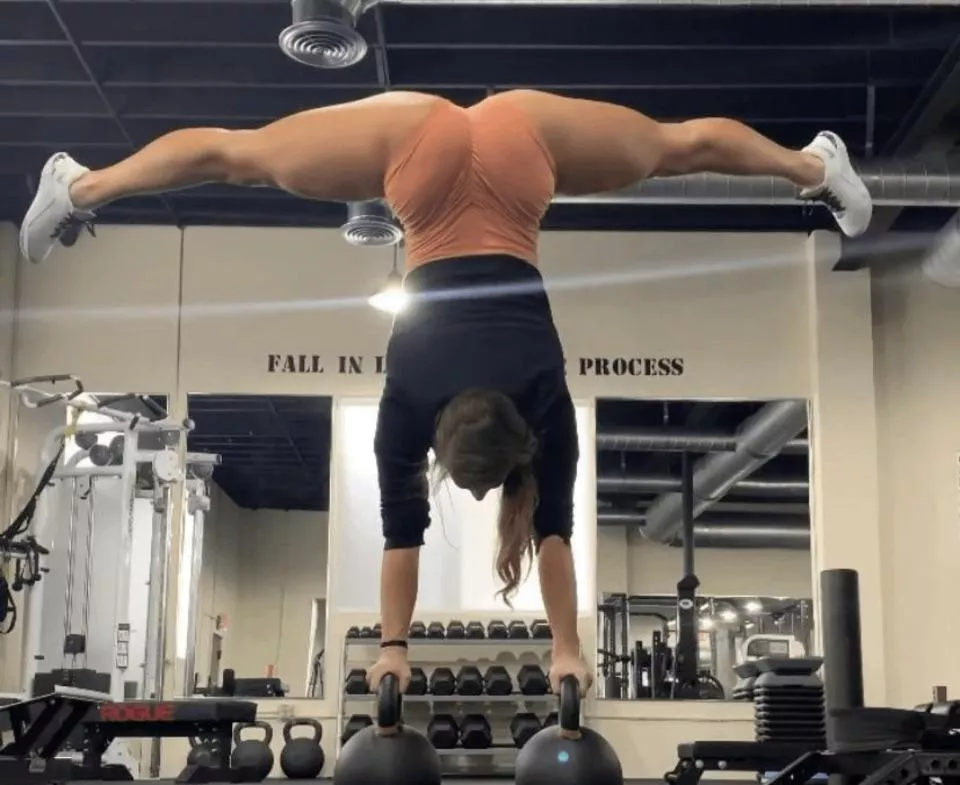 Still just as flexible…[F] posted by Difficult-Praline214