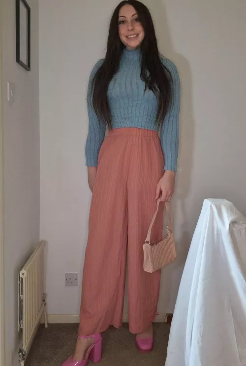 Trying out the classic pink and blue combo. Let me know if it's a yes or no! by PonyCD_