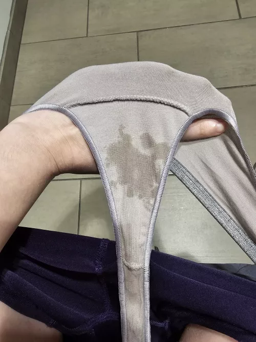 Wearing my butt plug at work has me so worked up by NyxErebus2007