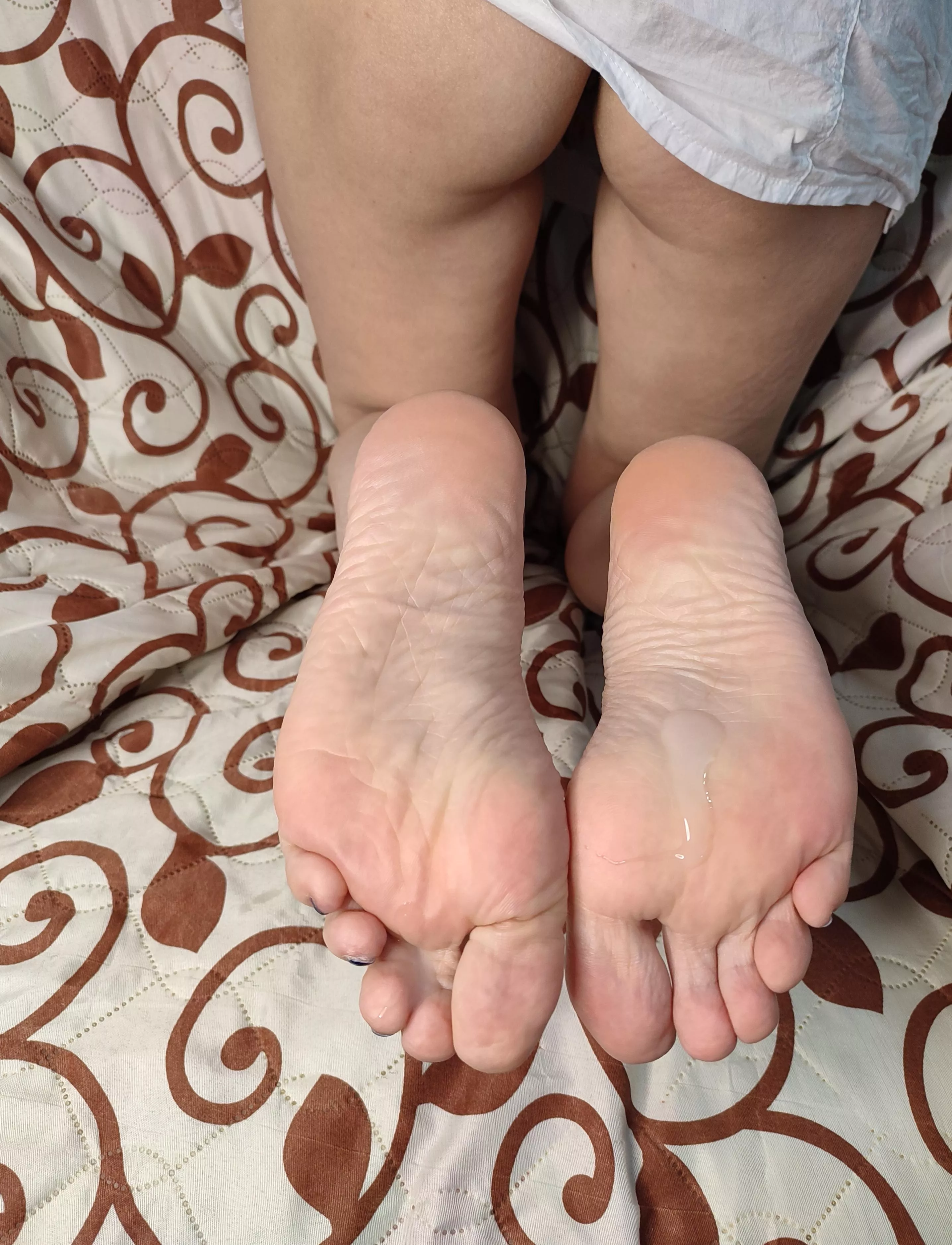 What a scoundrel, he just ejaculated on my feet posted by SordidlyTrisect193