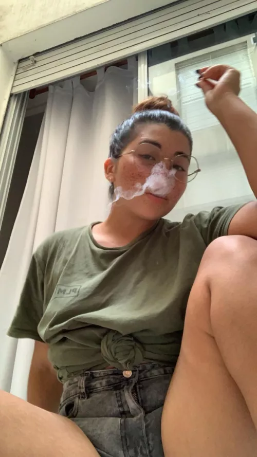 What are you doing that you take so long and I’m almost done smoking  by Sosodomme