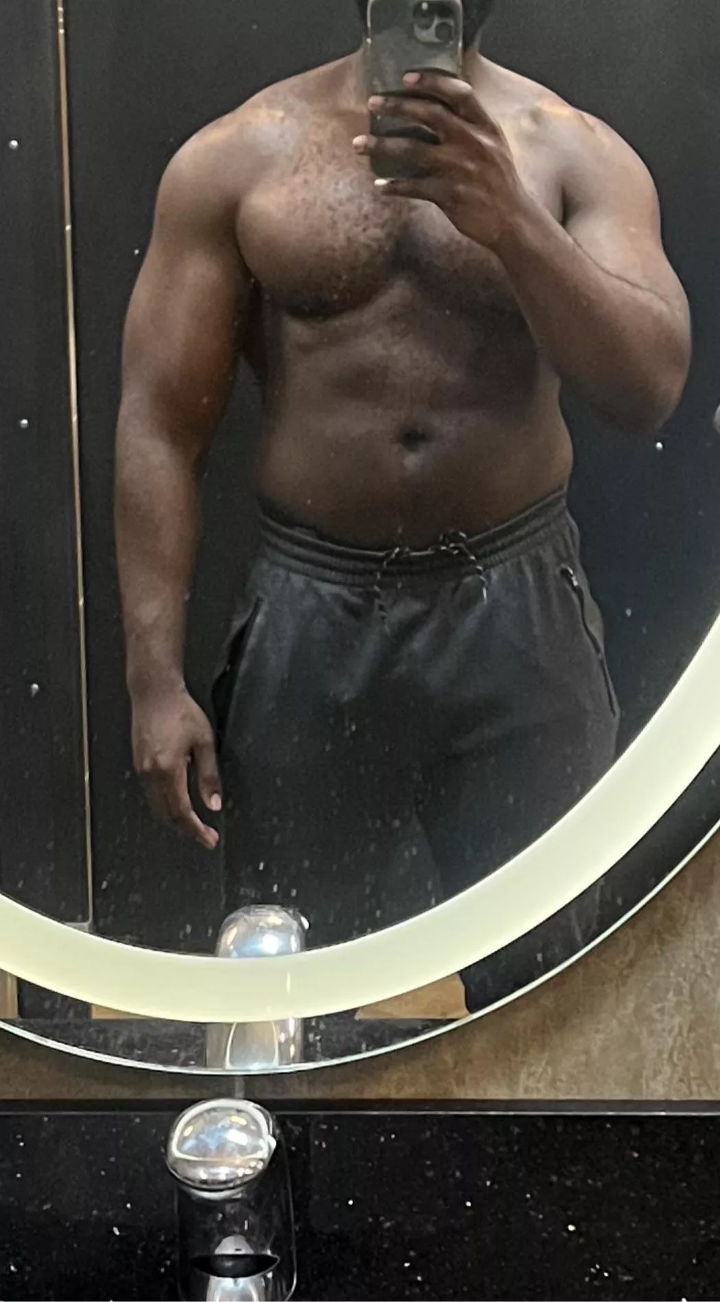 26 bbc need a smooth white bottom (twink or fem) that loves black dick @jasontee9 posted by CompetitiveRaccoon19