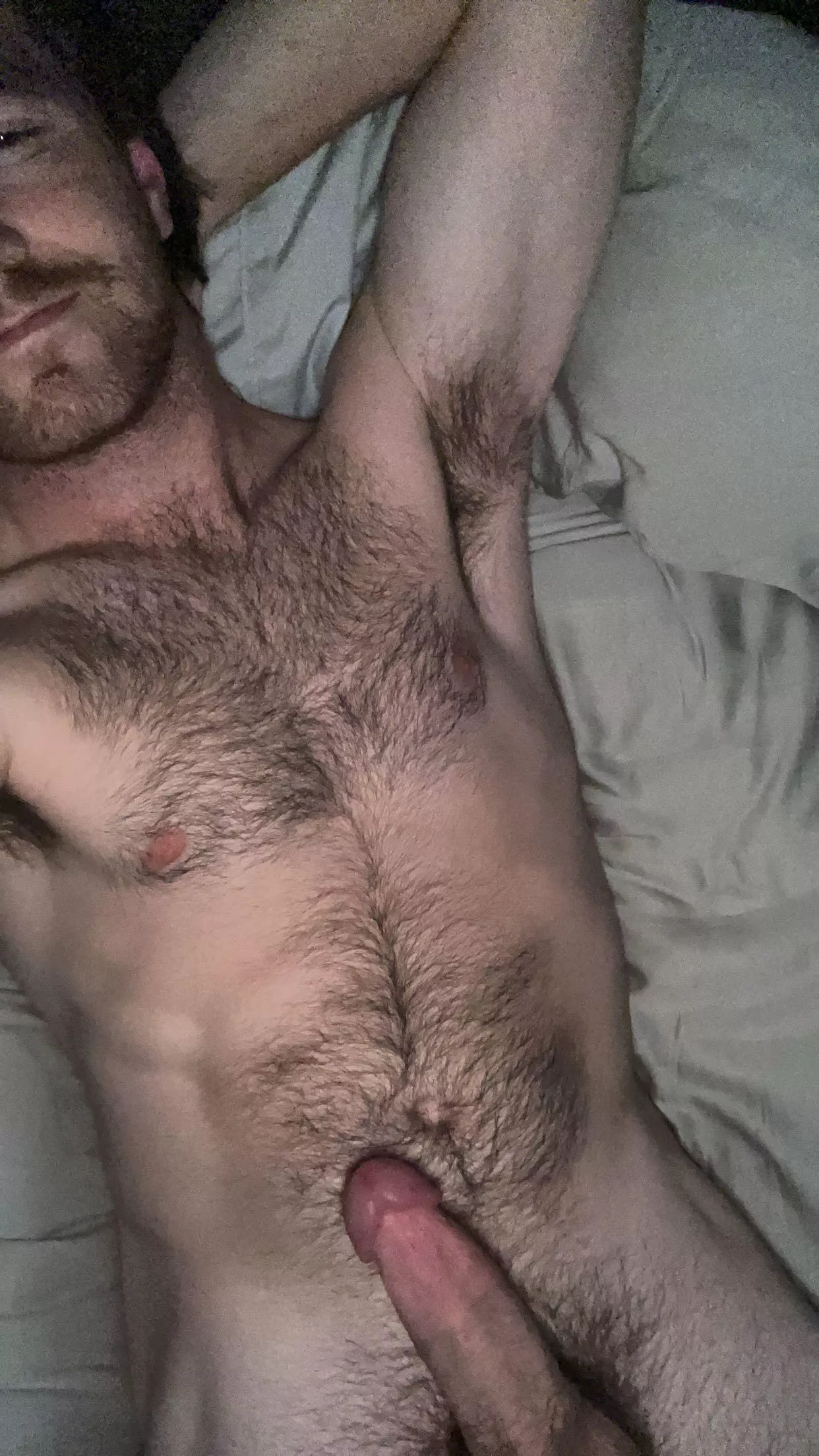 Can’t sleep… anyone wanna come cuddle? posted by jjg00