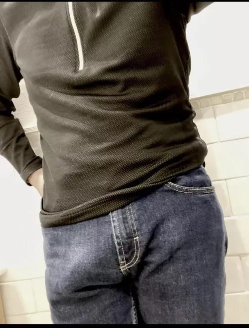 Cashier at store always looks(60) by Old_Recognition_1802