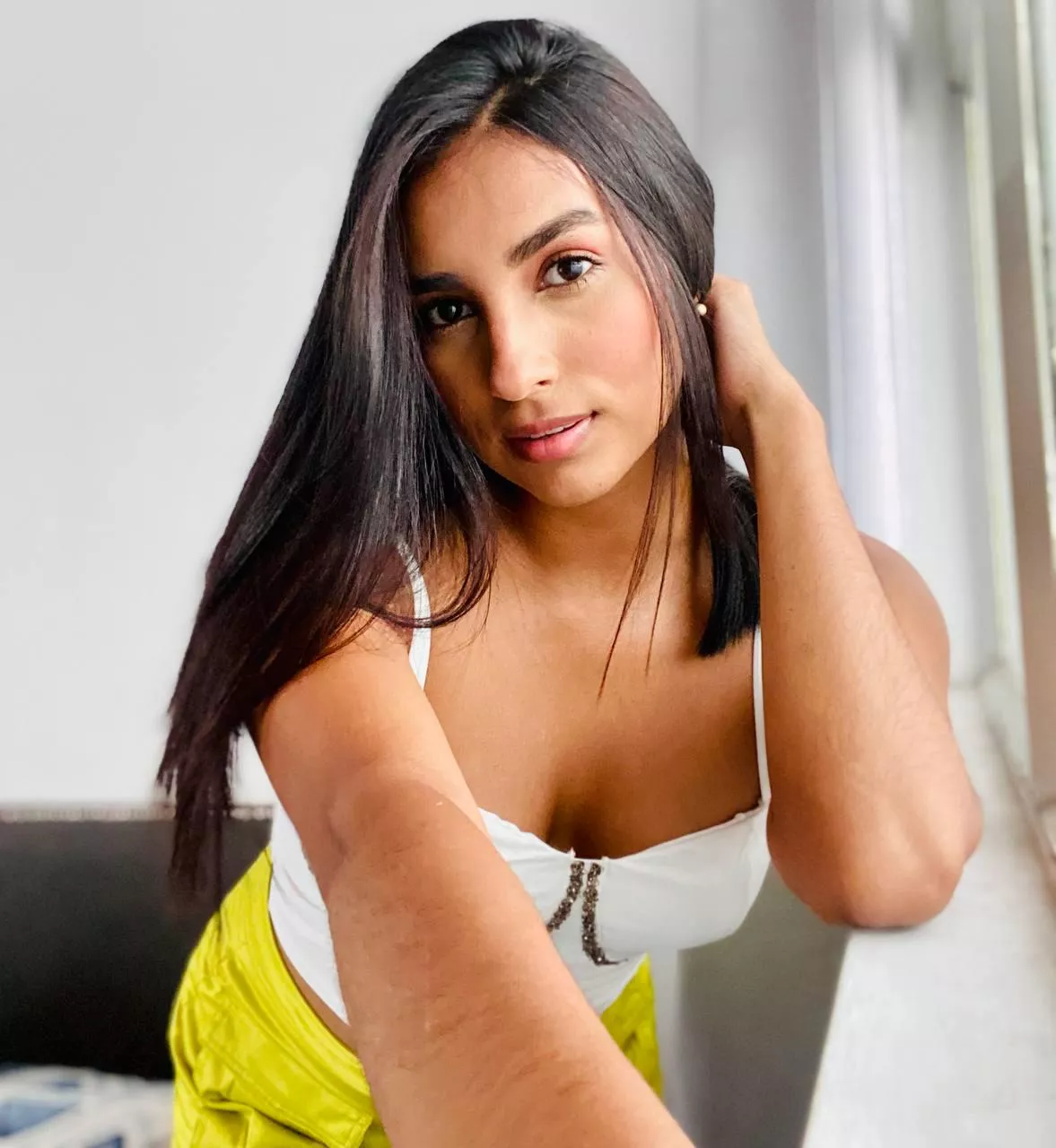 Do I have your attention now? posted by vyhang