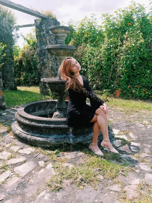 Do I look classy in black too? by SnivelingToad