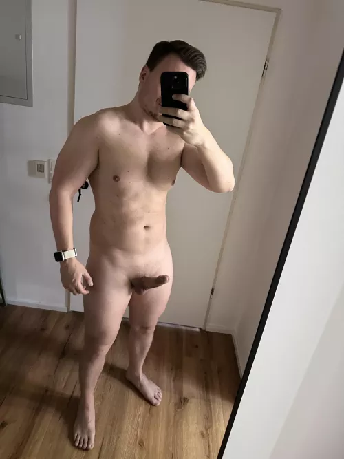 Do I look like I lift? 👀 [m] by germangonewild69