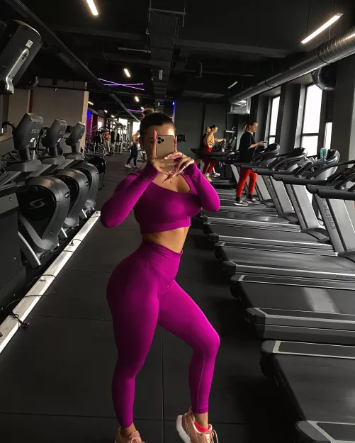 Do I look perfect in violet by upwindPride75