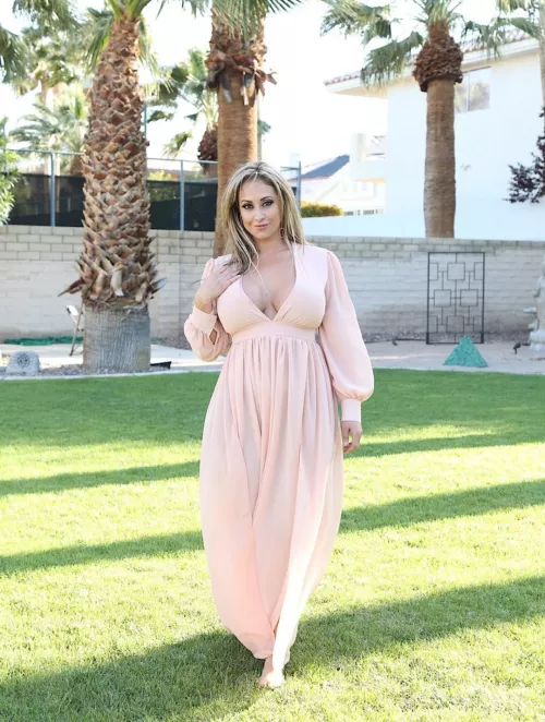 Eva Notty by Lillie_de_Fleur