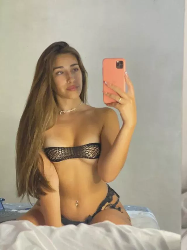 Ever heard a bikini tell a seductive story through tanlines? Well, here's mine posted by Ben_Dovera