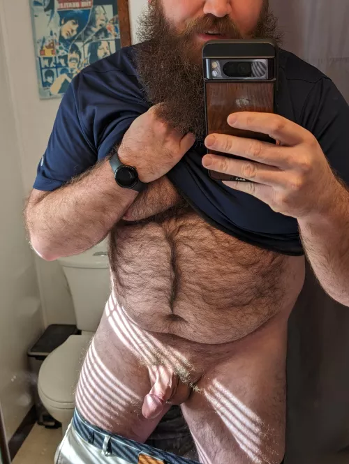 Got the sun shining through the blinds... Wouldn't you like to be on your knees in the sun shine? 😁😁 by BeardedAnonnn