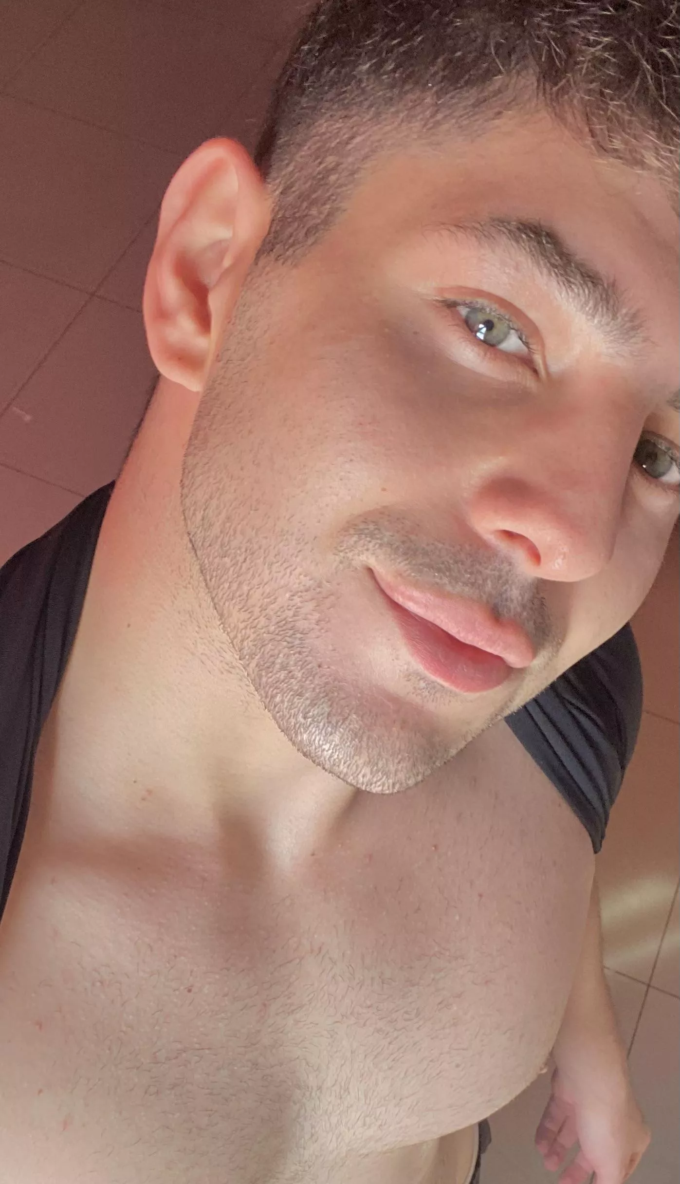 Hello guys posted by Lustforuv