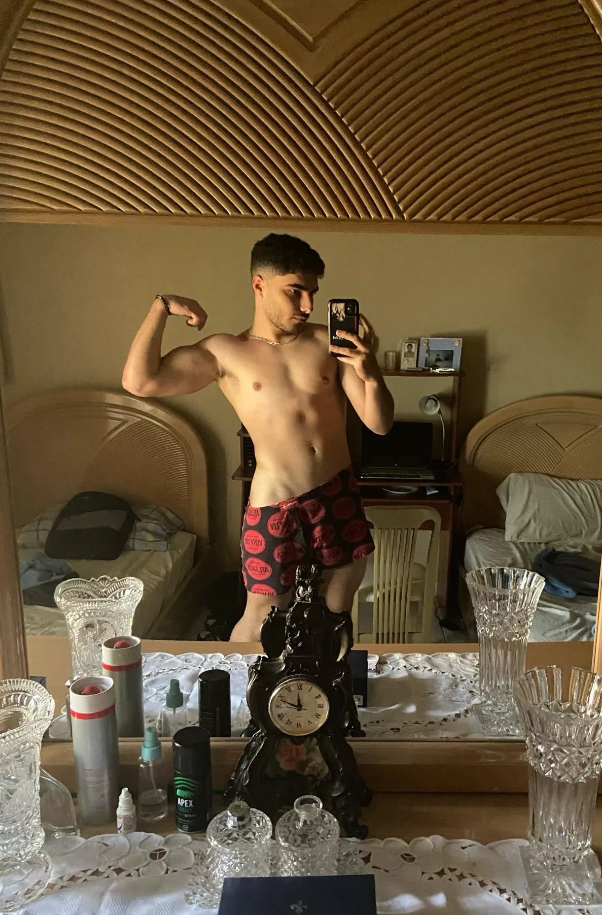 Hi :)   posted by boyshubclub