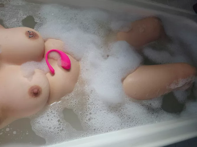 I love my lush3 in the bath. Even better when someone controls it remotely for me 🤤💦 by Ms_Quean