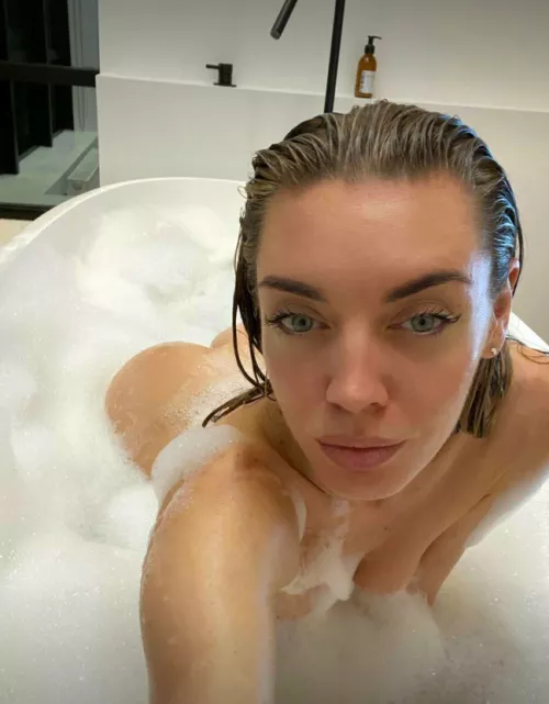 I love sending you photos in foam by sexy_maier