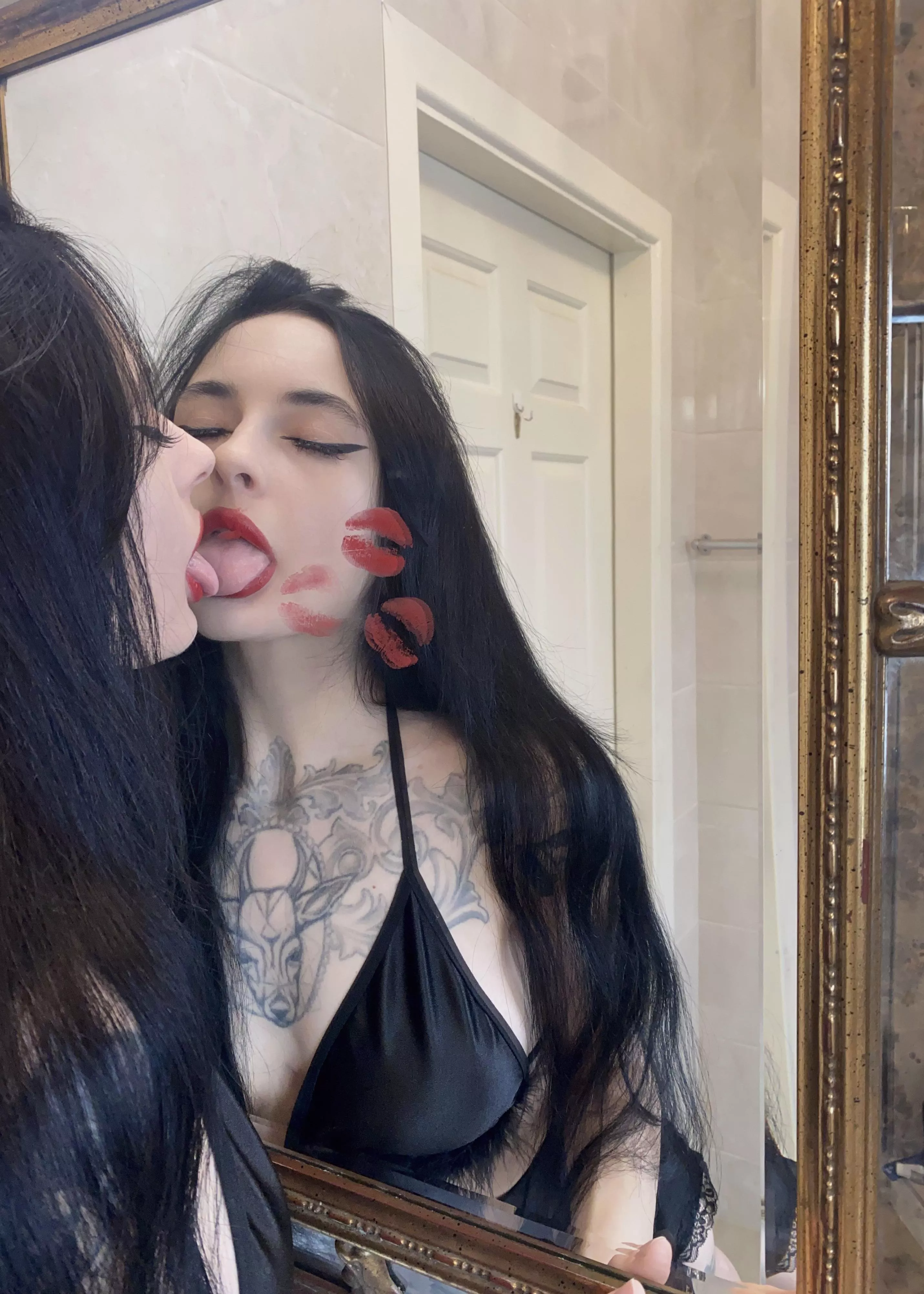 I need a bf who stretch and fuck my tight ass every day posted by trioen