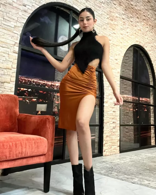 I wouldn't mind throwing my legs over you by JustlyUnsteady