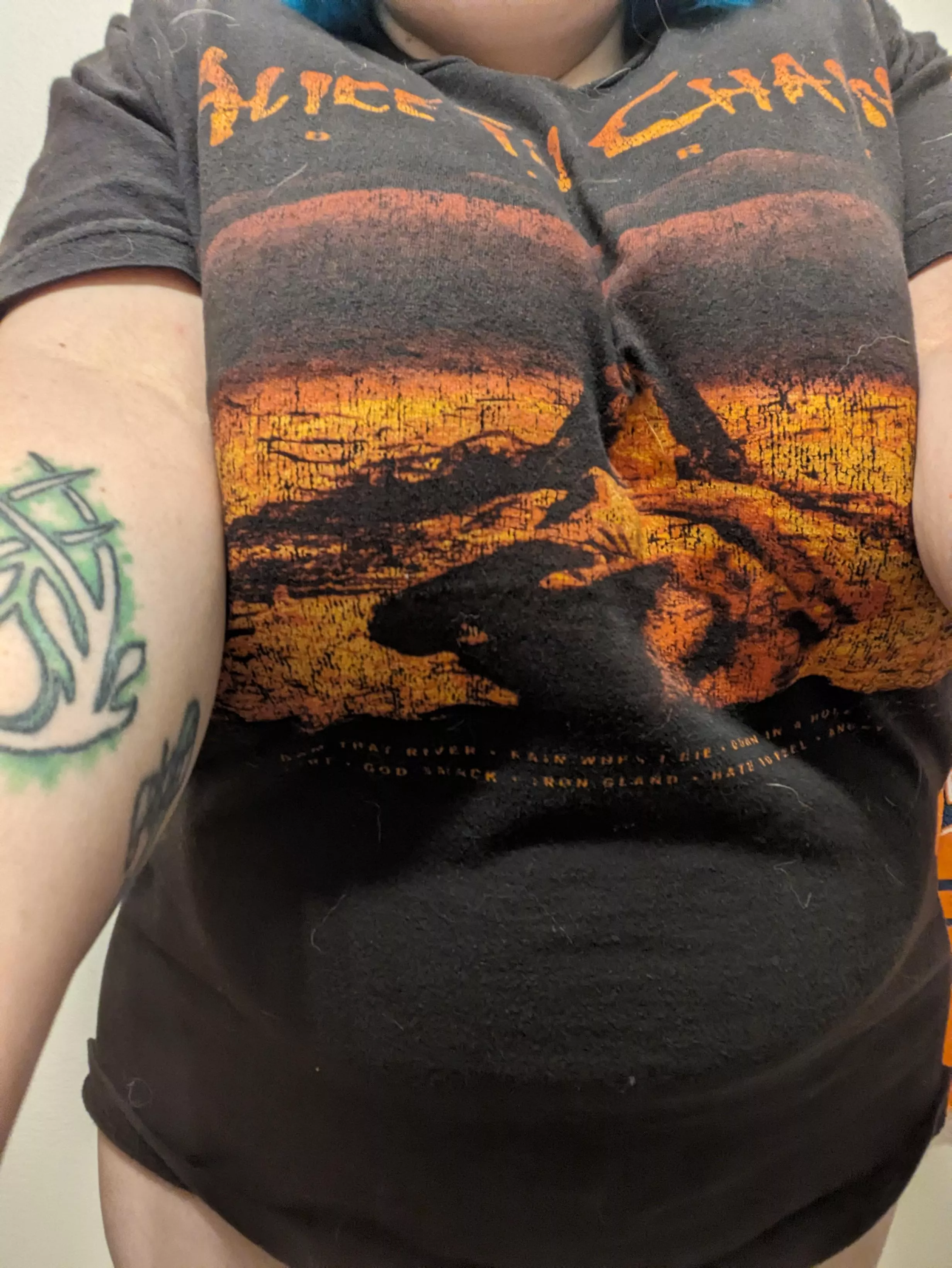 If you ask nicely I'll take the shirt off posted by scarlettmandy