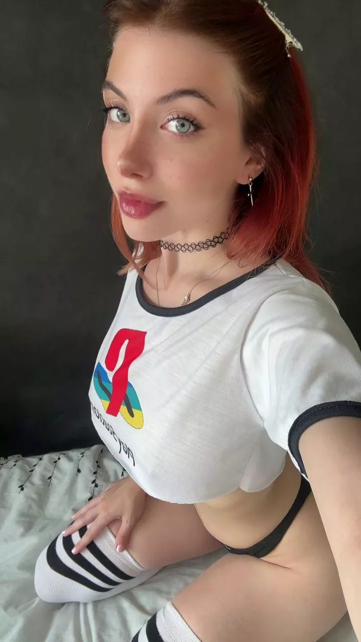 i'll give you two big reasons to smile today posted by suricato_de_oculos