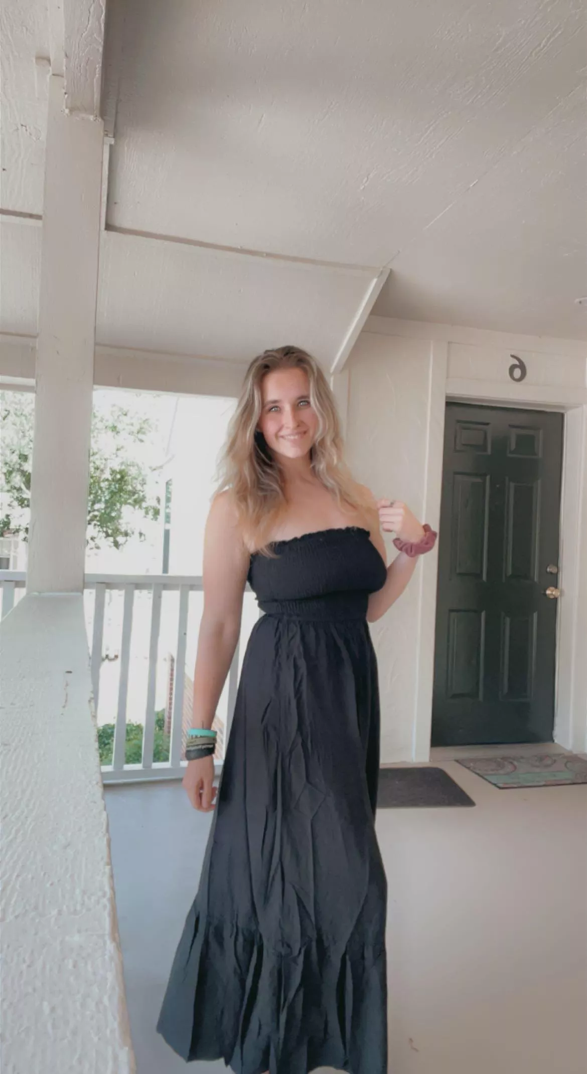 im completely naked under this dress😉 posted by queenbree99