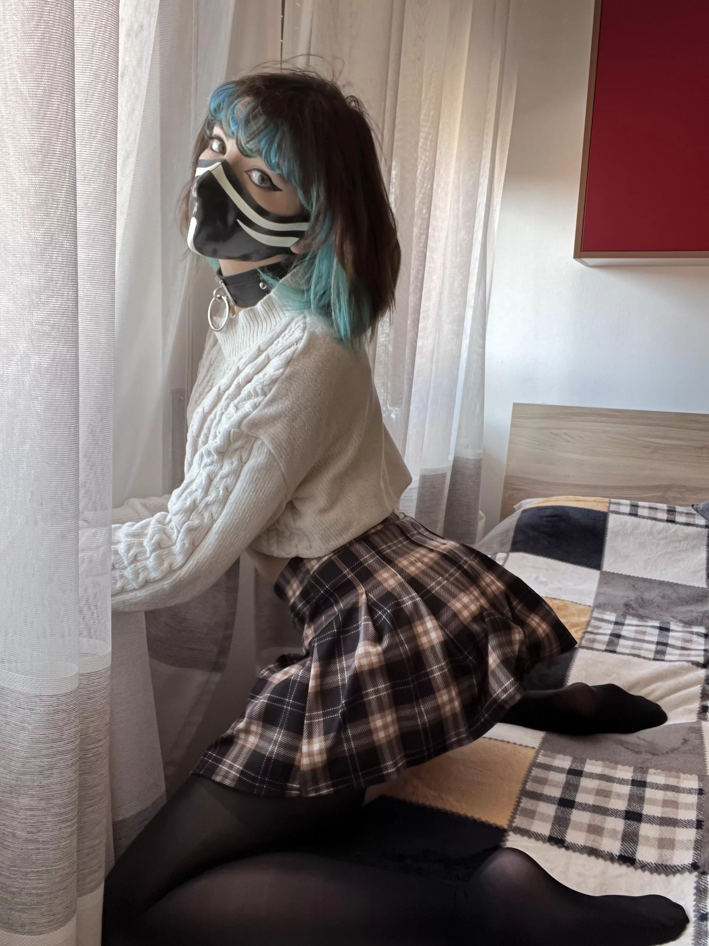 I'm nervous about our first date posted by poisonevel